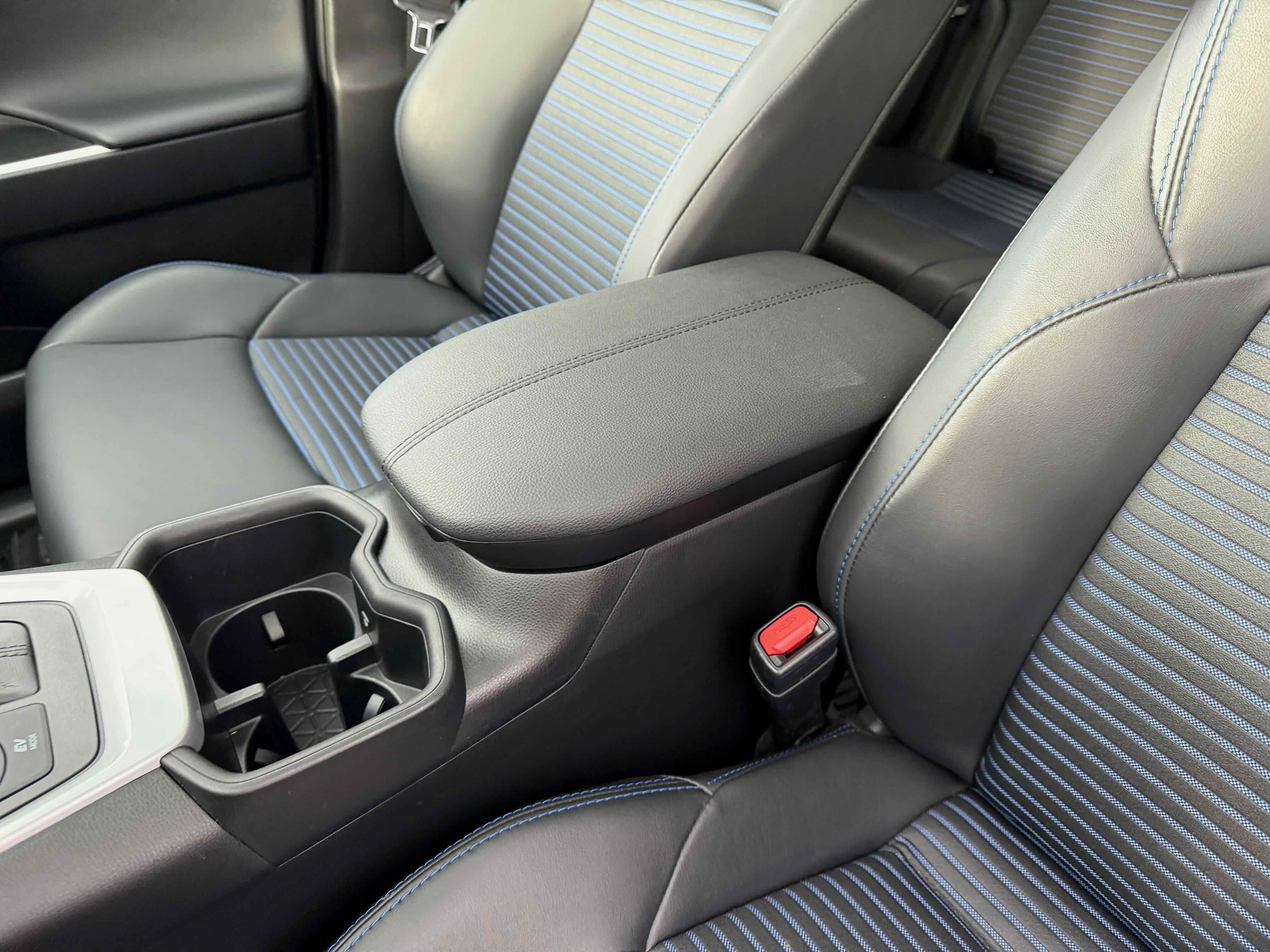 Used 2023 Toyota RAV4 XSE w/ XSE Grade Weather Package image 28