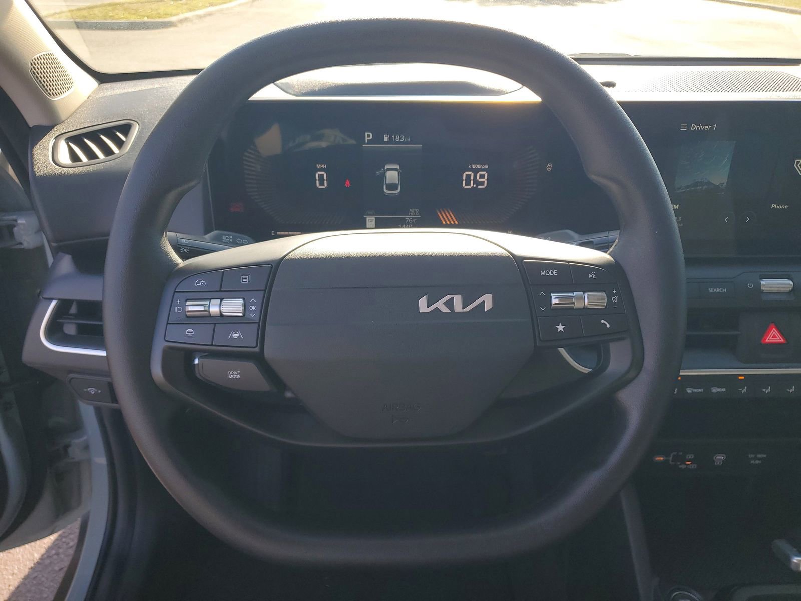 Used 2025 Kia K4 LXS image 17