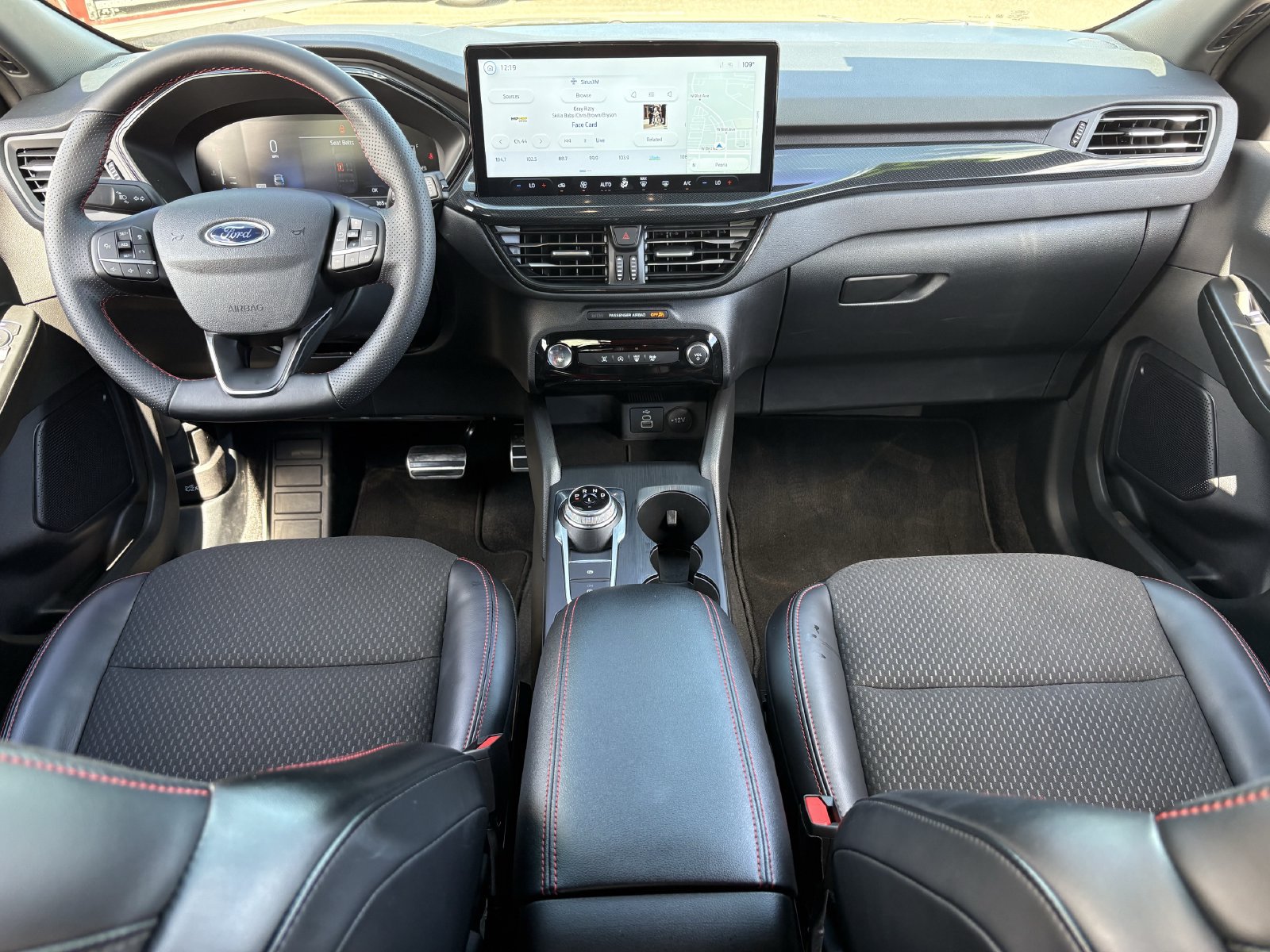 Certified 2024 Ford Escape ST-Line w/ Tech Pack #1 FWD image 18