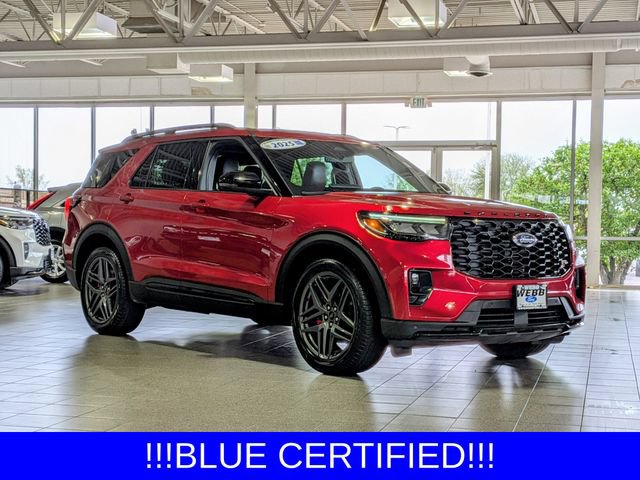 Certified 2025 Ford Explorer ST AWD/4WD image 2