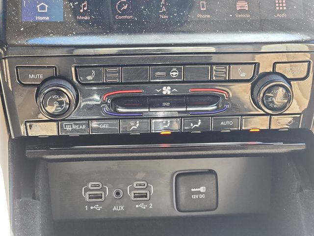 Used 2021 Jeep Grand Cherokee L Limited w/ MOPAR Finishing Package AWD/4WD image 17