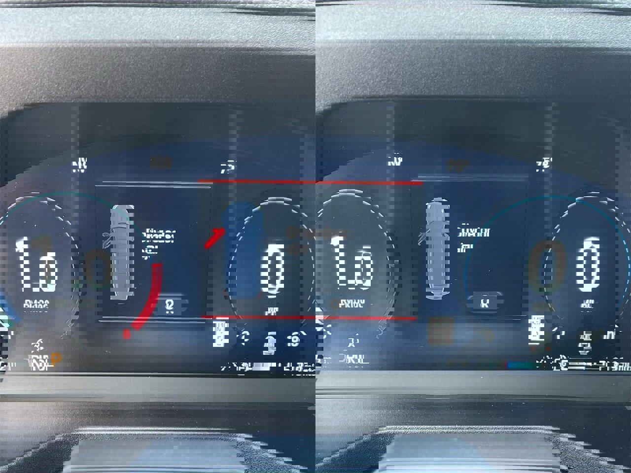 Certified 2025 Ford Explorer Platinum w/ Ultimate Package image 29