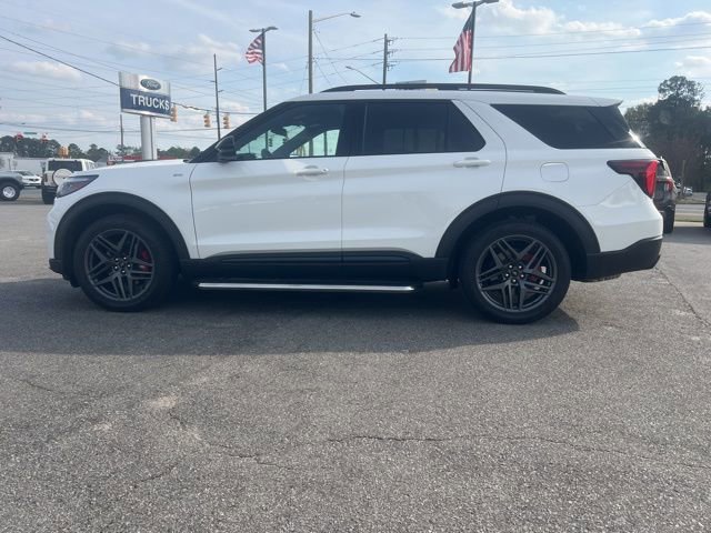 Certified 2025 Ford Explorer ST-Line w/ Premium Package AWD/4WD image 2