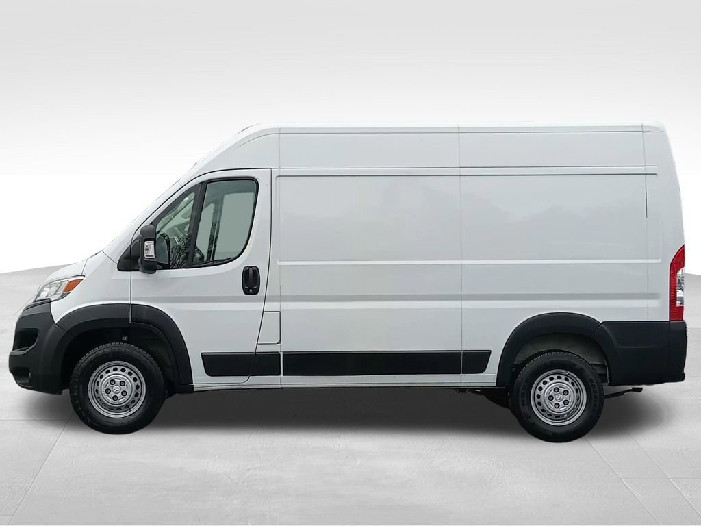 Used 2024 RAM ProMaster 2500 w/ Convenience Group FWD image 6