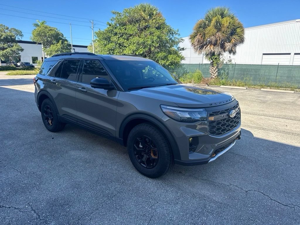 Certified 2026 Ford Explorer Tremor w/ Tremor Ultimate Package AWD/4WD image 4