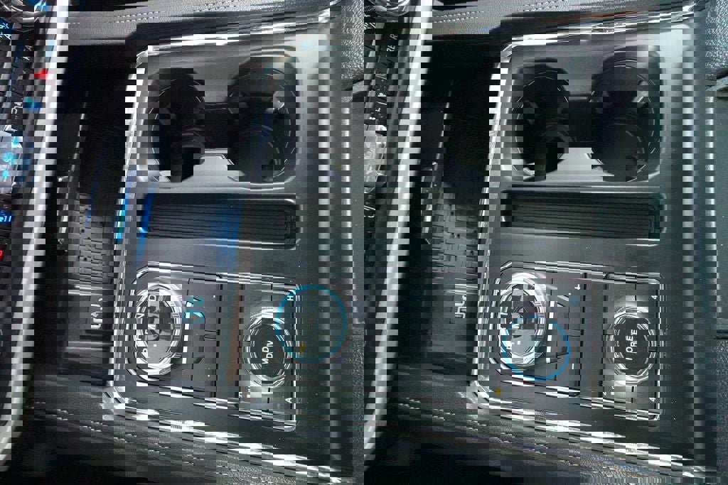 Certified 2024 Ford Expedition Max XLT image 15