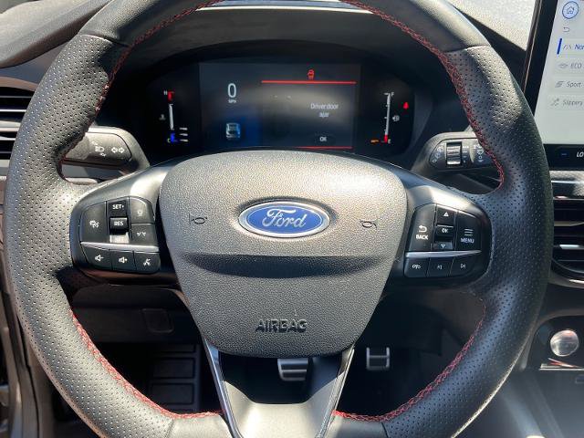 Certified 2023 Ford Escape ST-Line w/ Tech Pack #1 AWD/4WD image 14