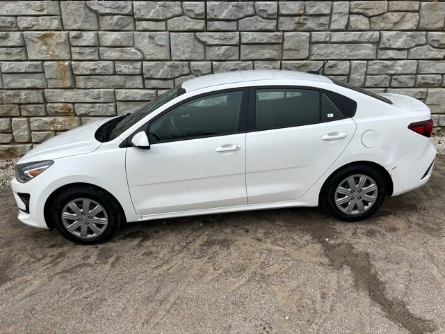Used 2022 Kia Rio S image 3
