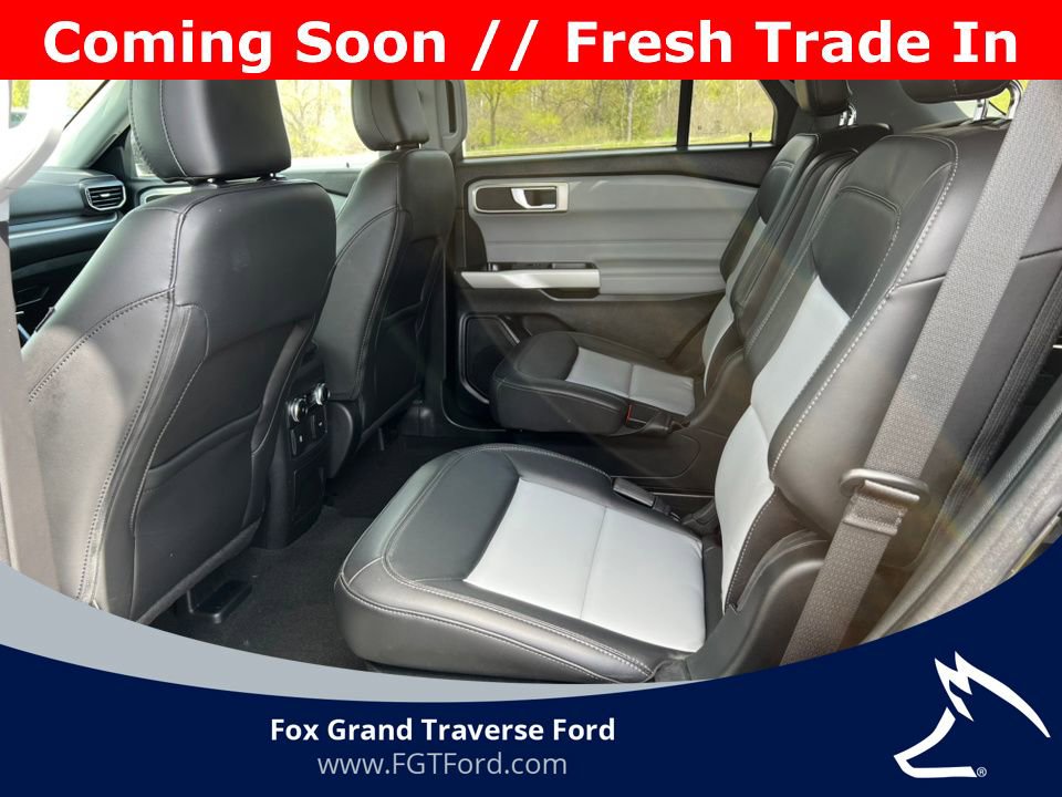Certified 2023 Ford Explorer XLT w/ Equipment Group 202A AWD/4WD image 4