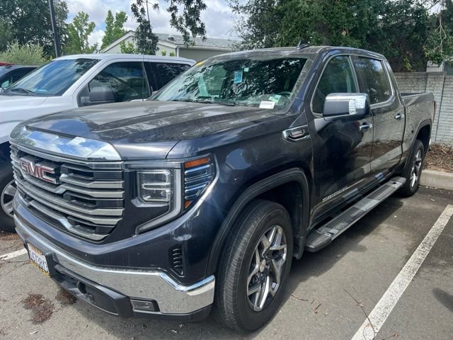 Used 2023 GMC Sierra 1500 SLT w/ SLT Premium Package RWD image 1