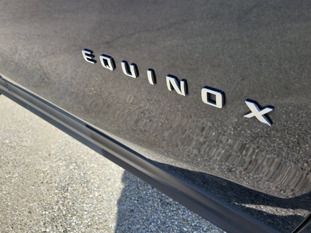 Used 2021 Chevrolet Equinox LS FWD image 11