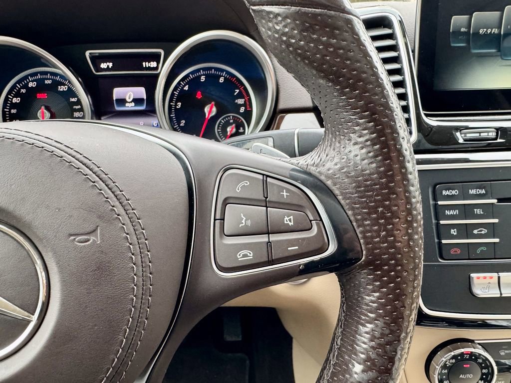 Used 2018 Mercedes-Benz GLS 450 4MATIC image 36