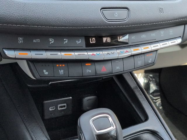 Used 2019 Cadillac XT4 Premium Luxury FWD image 22