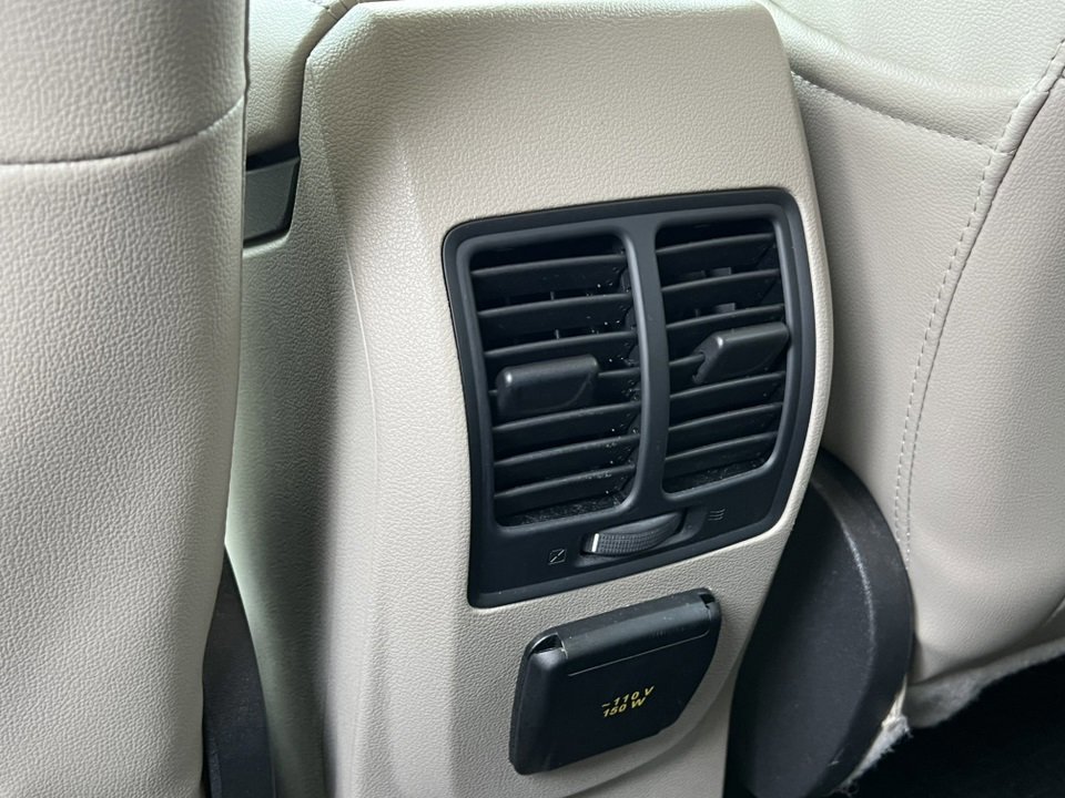 Certified 2017 Ford Escape Titanium image 35