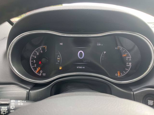 Used 2019 Jeep Grand Cherokee Altitude AWD/4WD image 27