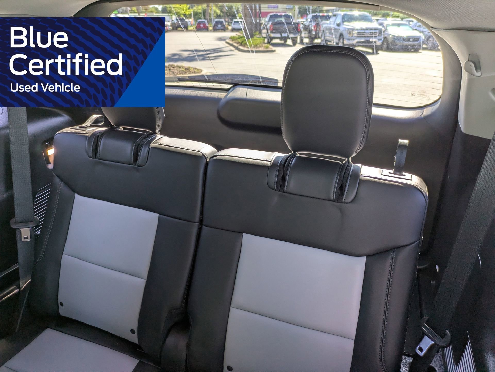 Certified 2023 Ford Explorer XLT w/ Equipment Group 202A AWD/4WD image 19