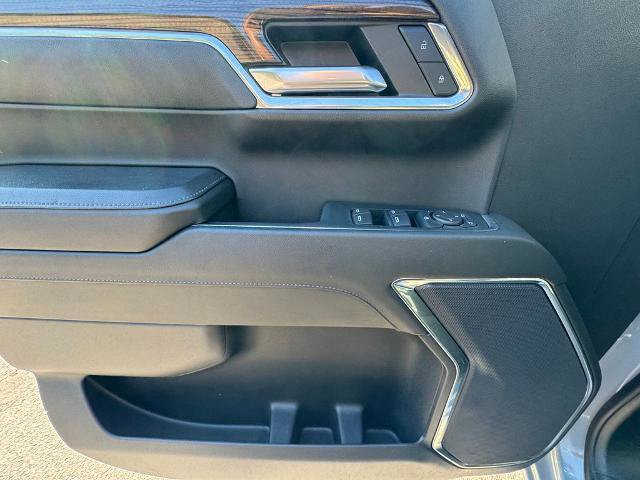 Used 2024 Chevrolet Silverado 1500 RST AWD/4WD image 25