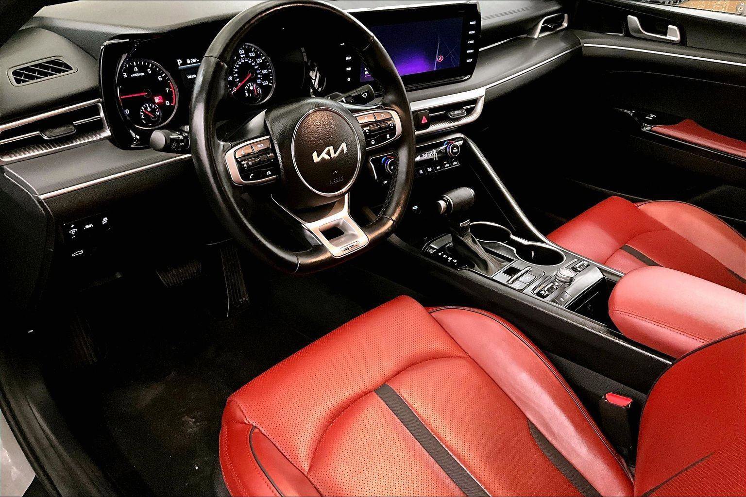 Used 2024 Kia K5 GT-Line w/ GT-Line Premium Package image 12