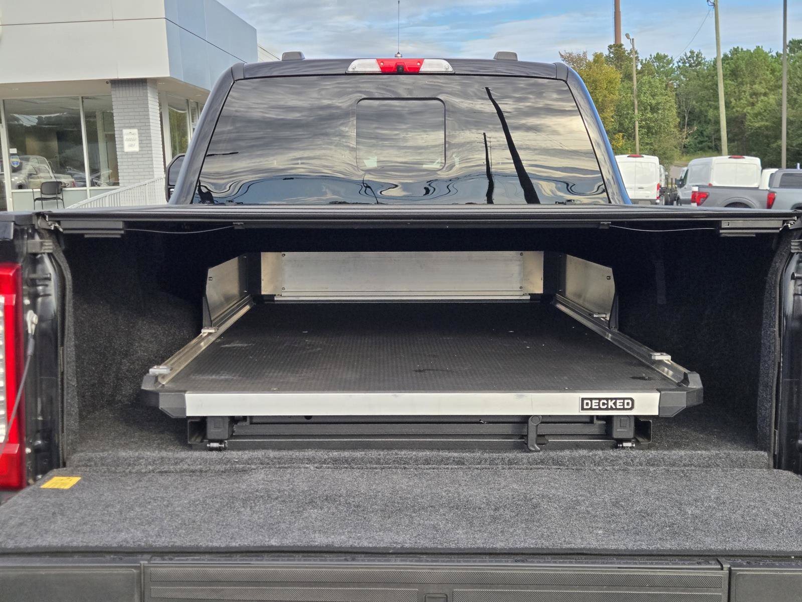 Certified 2025 Ford F250 Lariat w/ Black Appearance Package AWD/4WD image 16