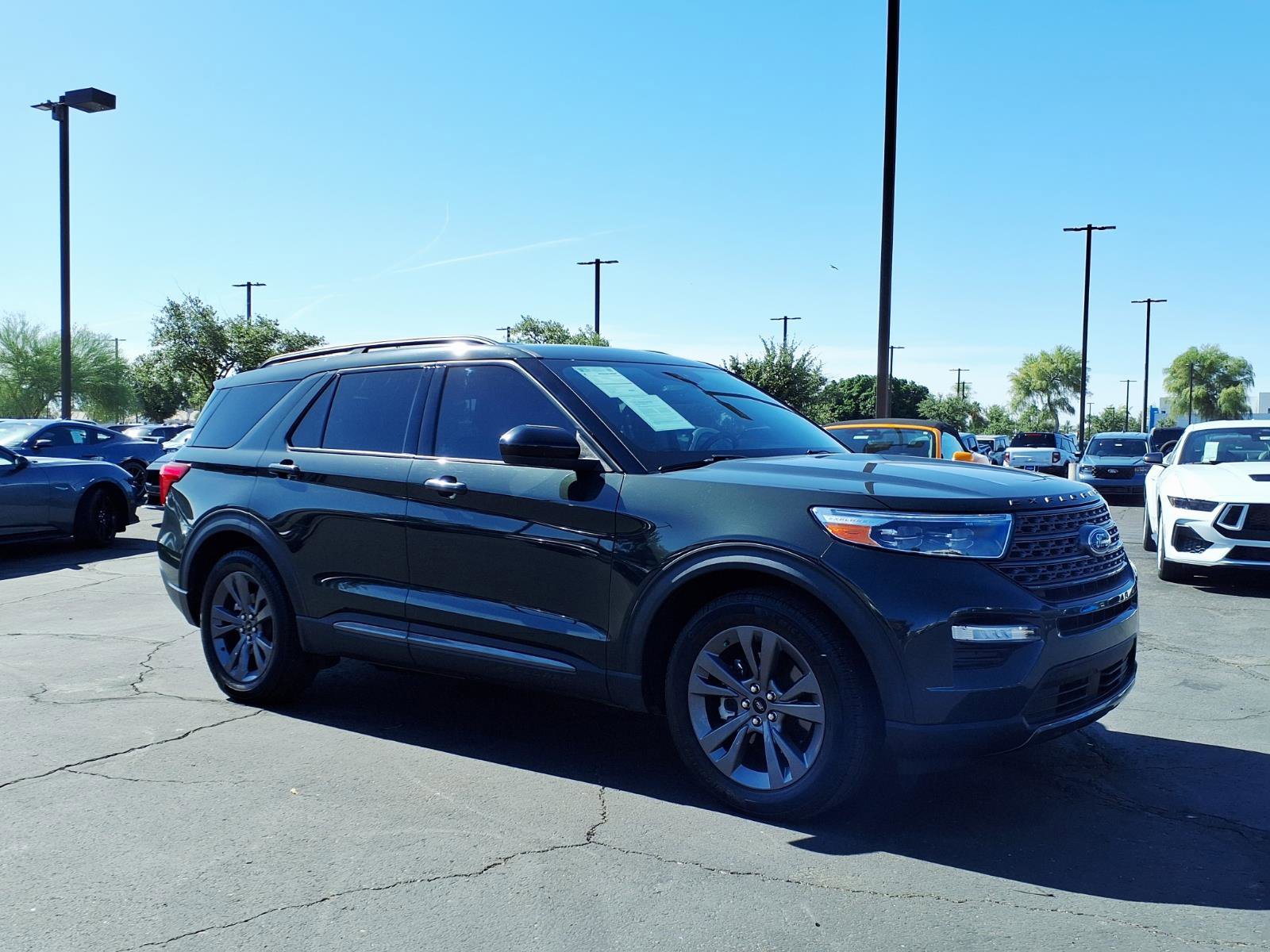 Certified 2024 Ford Explorer XLT w/ Equipment Group 202A RWD image 8