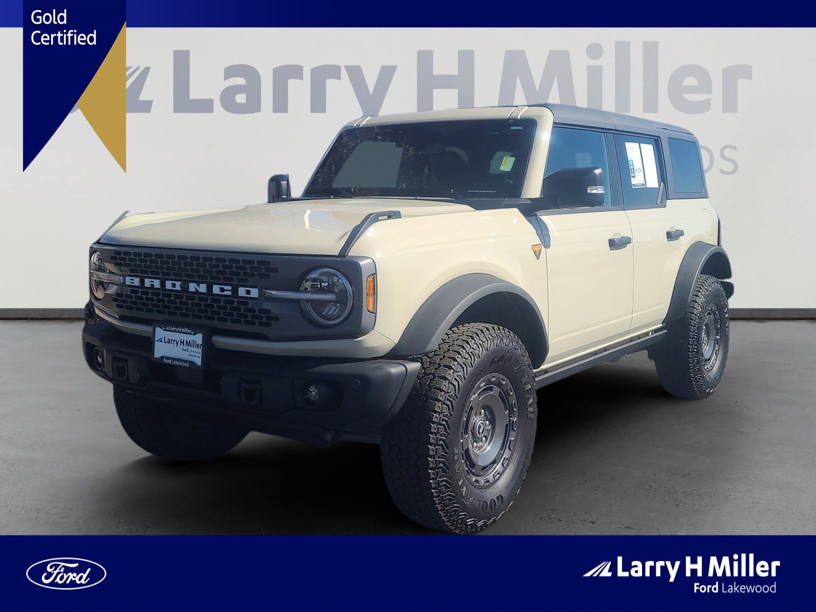 Certified 2025 Ford Bronco Badlands image 1