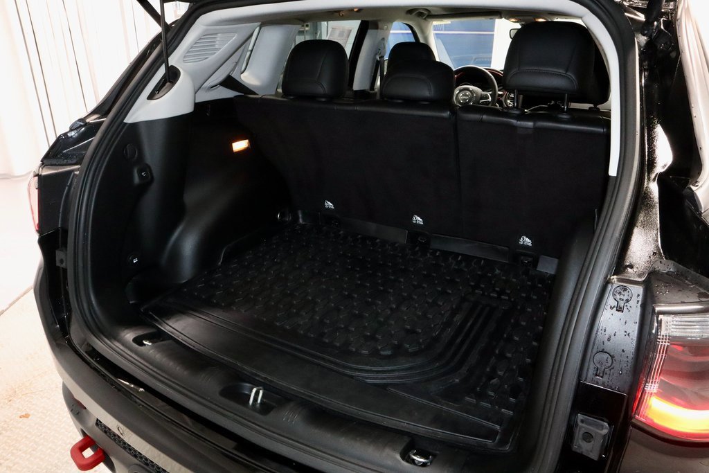 Used 2021 Jeep Compass Trailhawk w/ Sun and Sound Group image 15