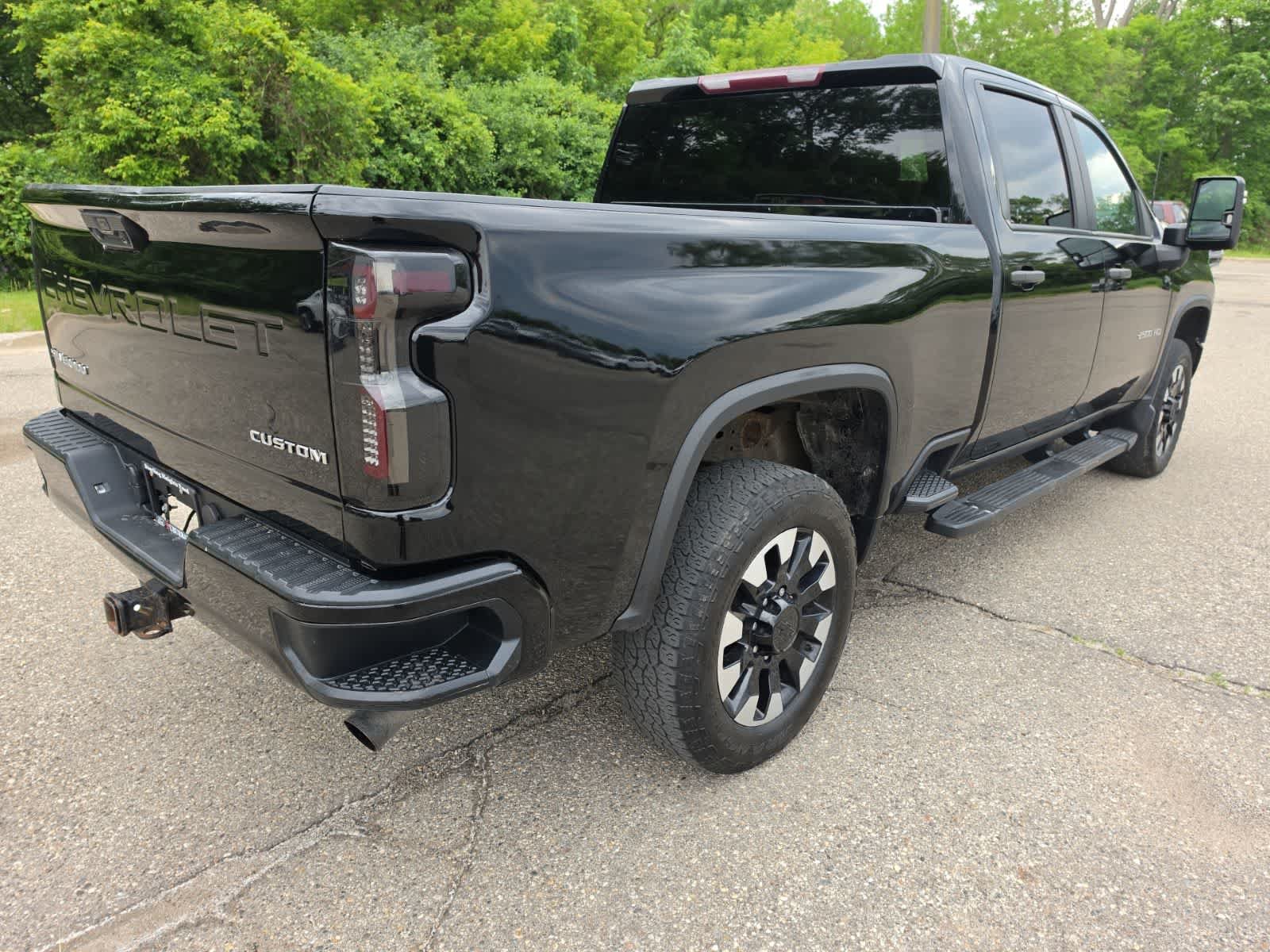 Used 2020 Chevrolet Silverado 2500 Custom w/ Custom Value Package AWD/4WD image 7