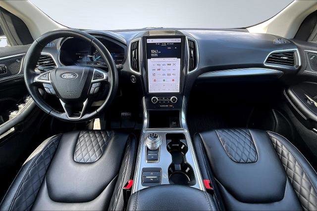Certified 2024 Ford Edge Titanium w/ Class II Trailer Tow Package image 21