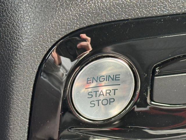 Certified 2024 Ford Escape ST-Line w/ Tech Pack #1 AWD/4WD image 17