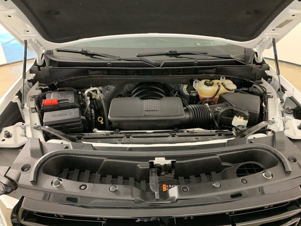 Used 2022 GMC Yukon SLE w/ Gmc Pro Safety Plus Package AWD/4WD image 41