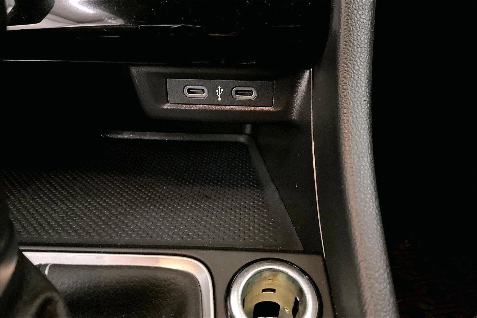 Used 2025 Volkswagen Jetta S image 31