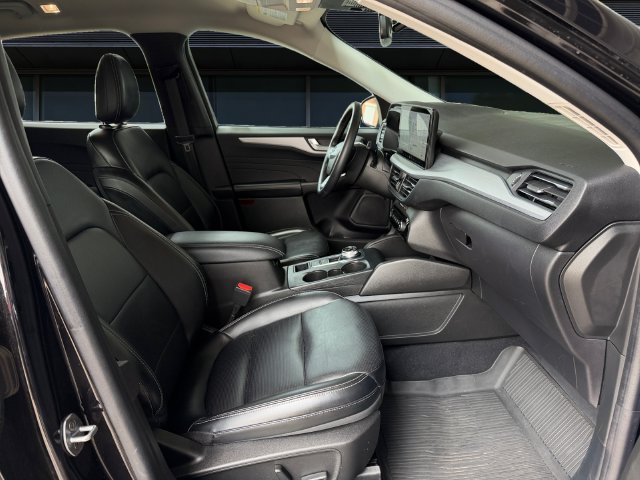 Certified 2023 Ford Escape Platinum AWD/4WD image 15