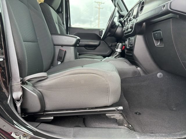 Used 2021 Jeep Gladiator Sport AWD/4WD image 14