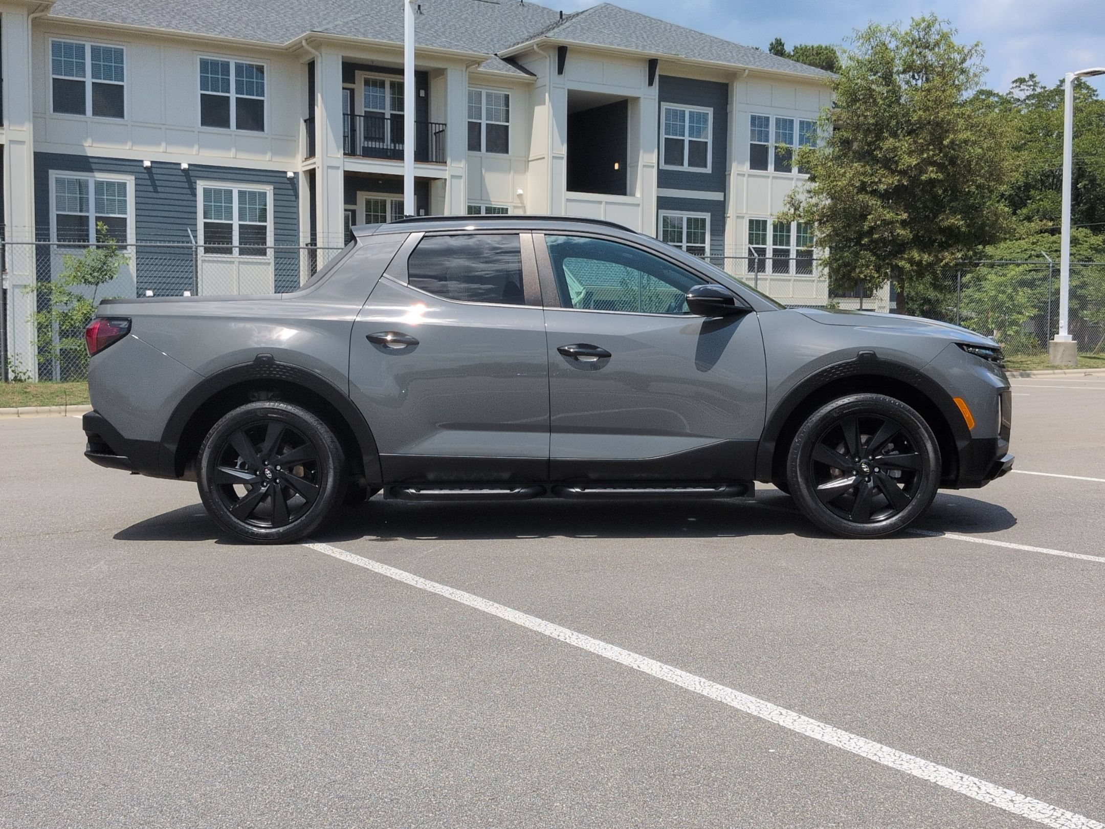 Used 2023 Hyundai Santa Cruz Night AWD/4WD image 3