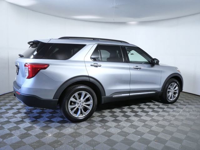 Certified 2020 Ford Explorer XLT w/ Equipment Group 202A image 8