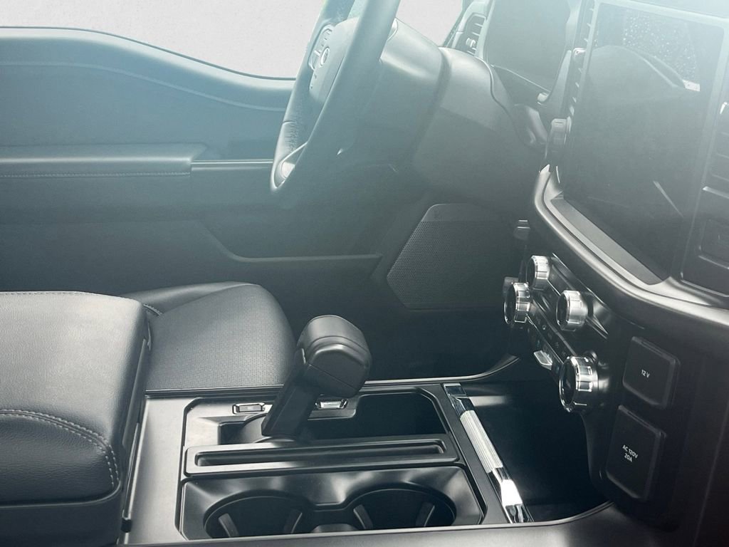 Certified 2025 Ford F150 Lariat w/ Equipment Group 501A Mid image 6