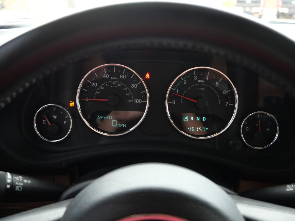 Used 2017 Jeep Wrangler Unlimited Sahara AWD/4WD image 27