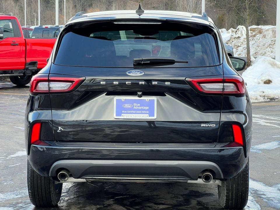 Certified 2023 Ford Escape ST-Line image 3