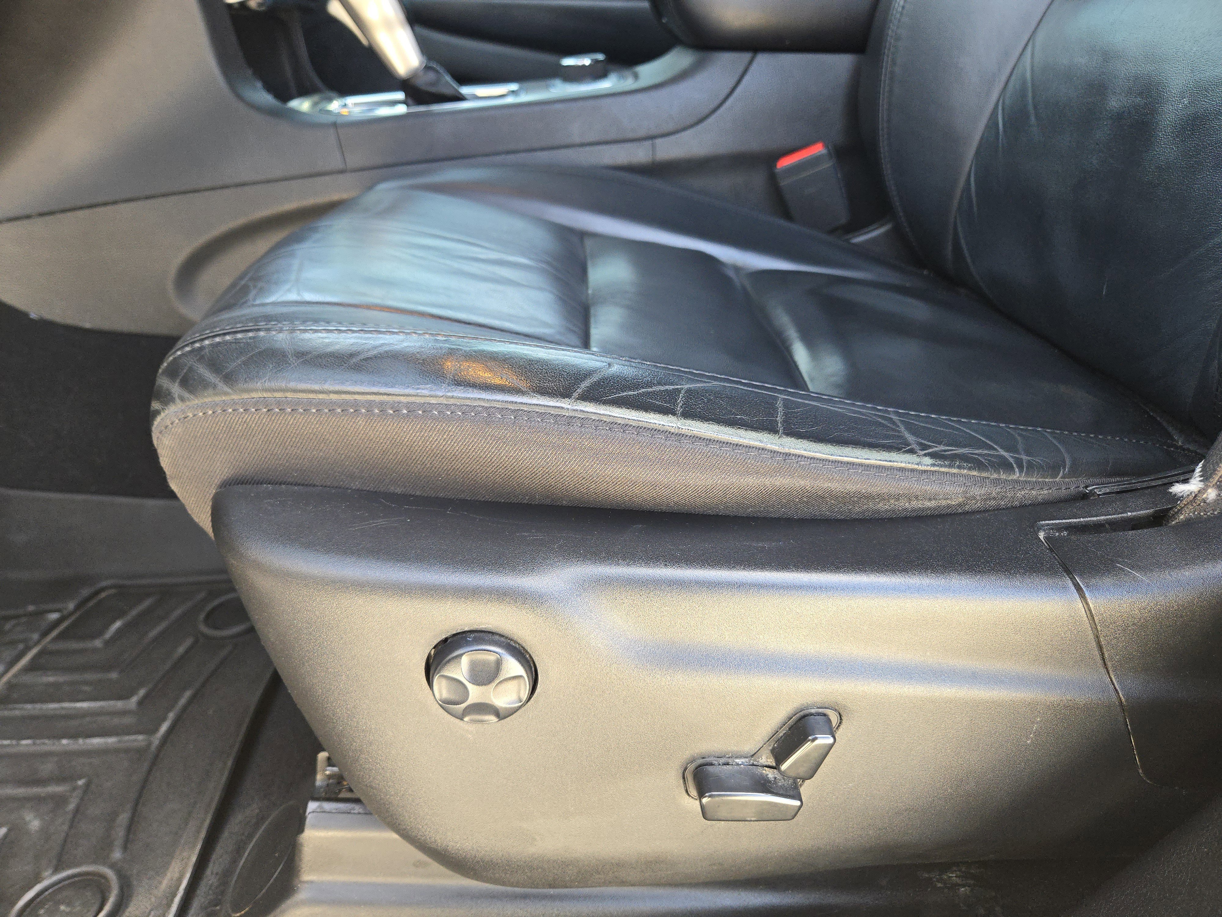 Used 2021 Jeep Grand Cherokee Limited image 23