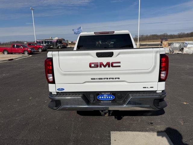 Used 2022 GMC Sierra 1500 SLE image 4