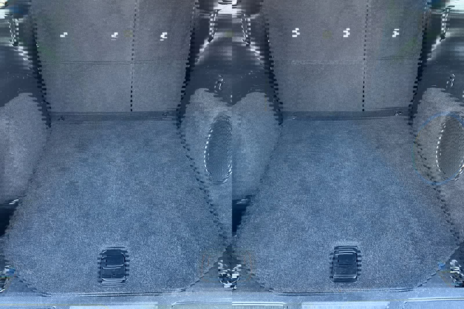 Used 2020 Jeep Grand Cherokee Altitude image 15