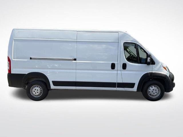 Used 2025 RAM ProMaster 2500 w/ Convenience Group FWD image 4