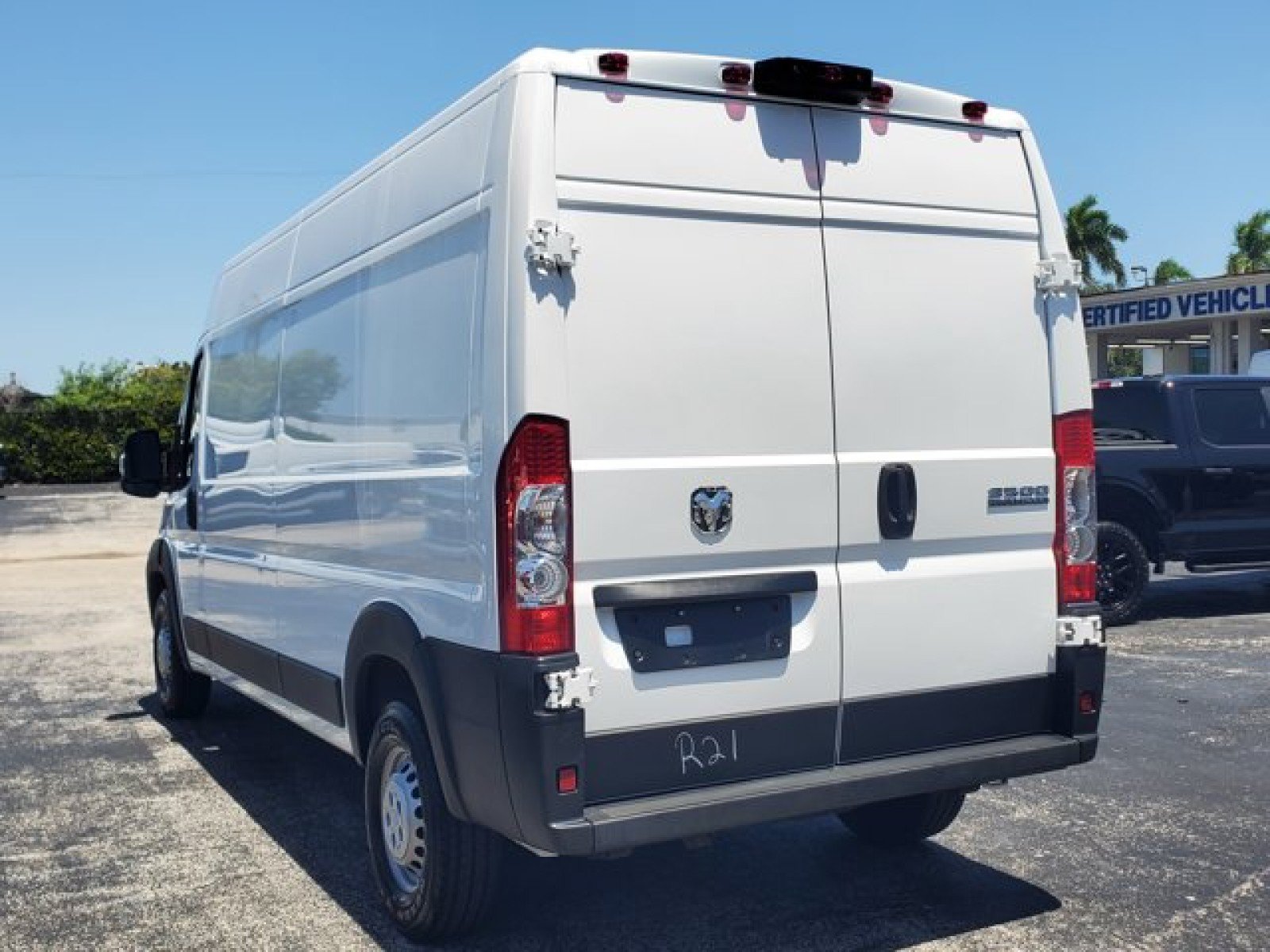 Used 2025 RAM ProMaster 3500 w/ Convenience Group FWD image 5