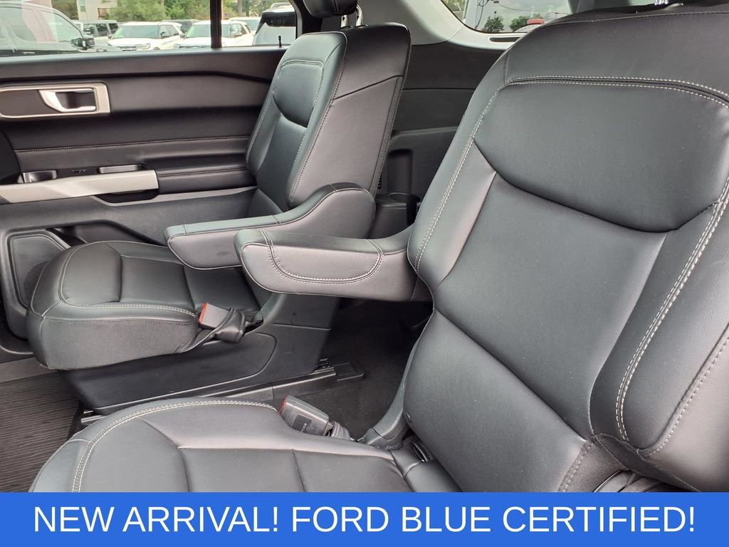 Certified 2023 Ford Explorer XLT w/ Equipment Group 202A AWD/4WD image 7