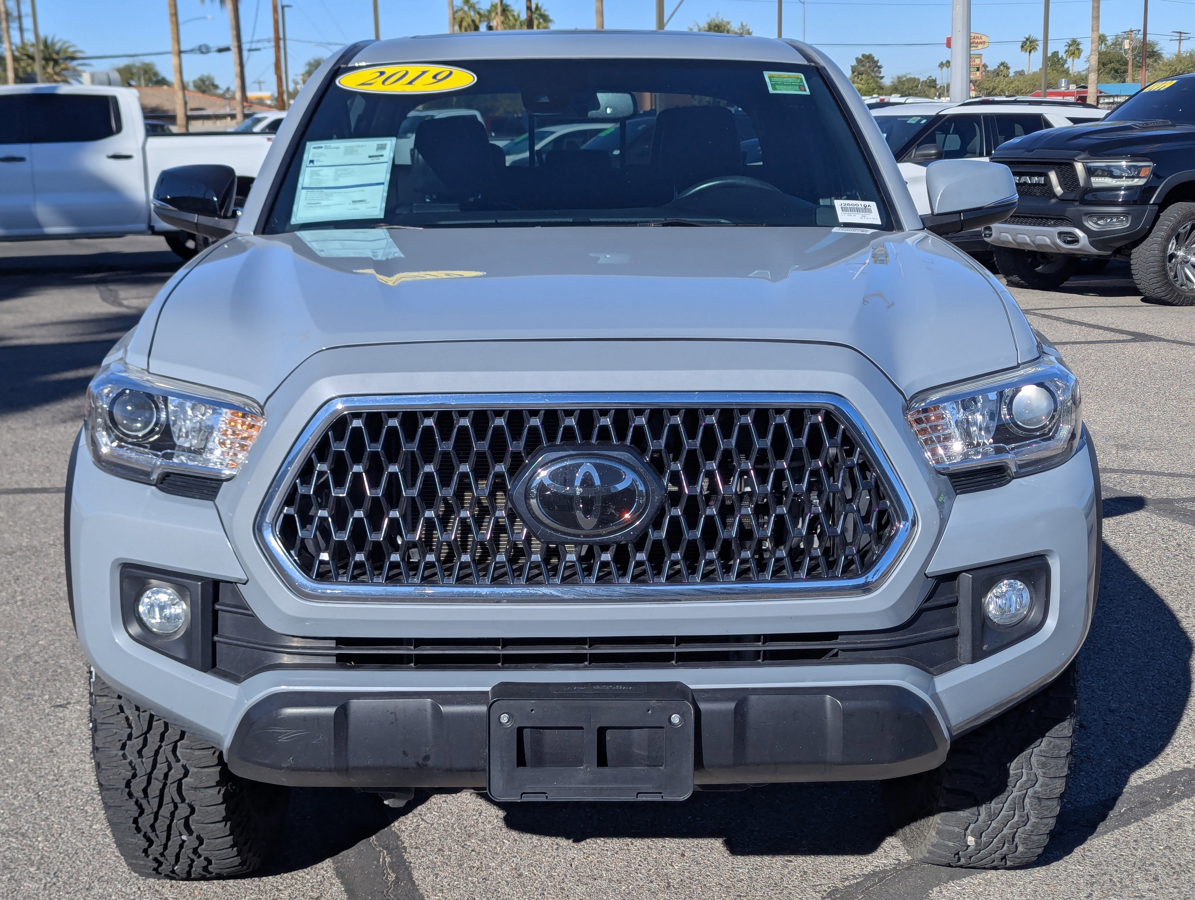 Used 2019 Toyota Tacoma TRD Off-Road image 6