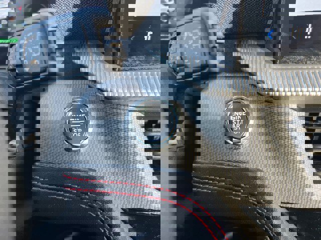 Certified 2025 Ford Explorer ST-Line w/ ST-Line Street Pack image 17