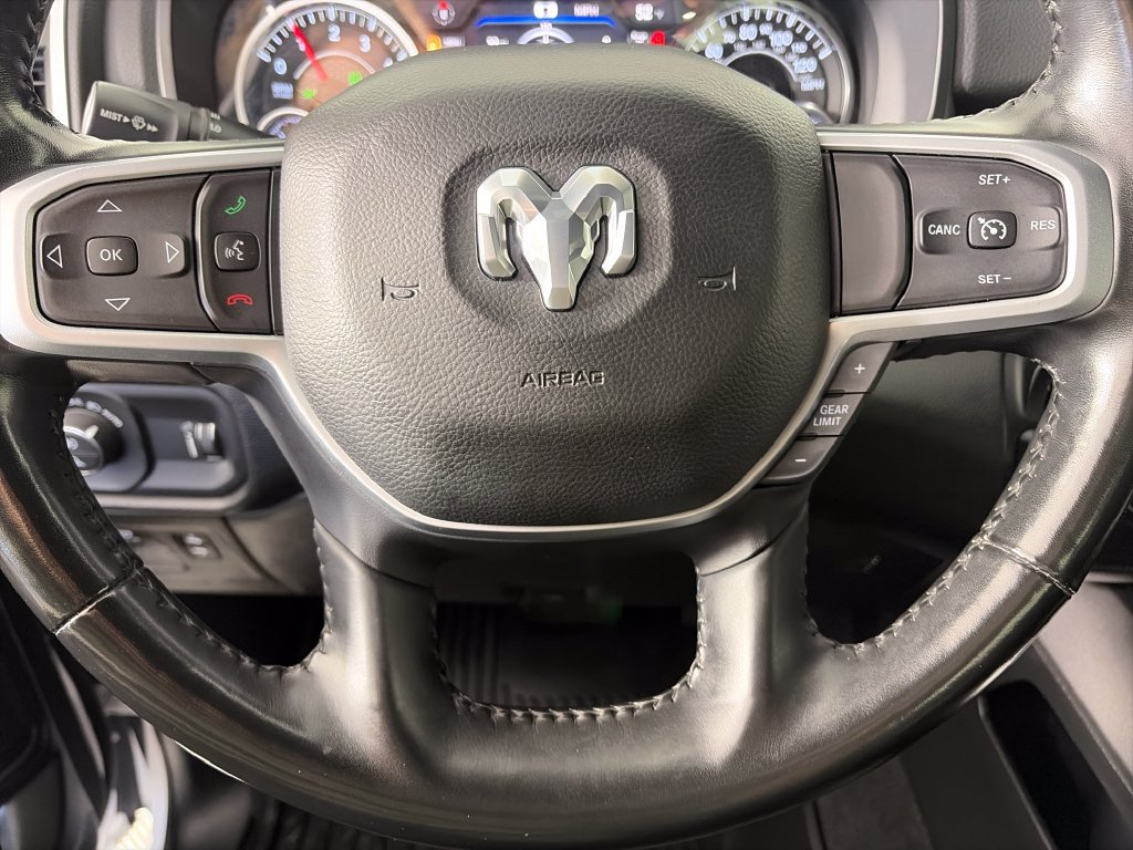 Used 2022 RAM 1500 Big Horn AWD/4WD image 16