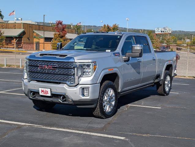 Used 2023 GMC Sierra 2500 Denali w/ Technology Package AWD/4WD image 3
