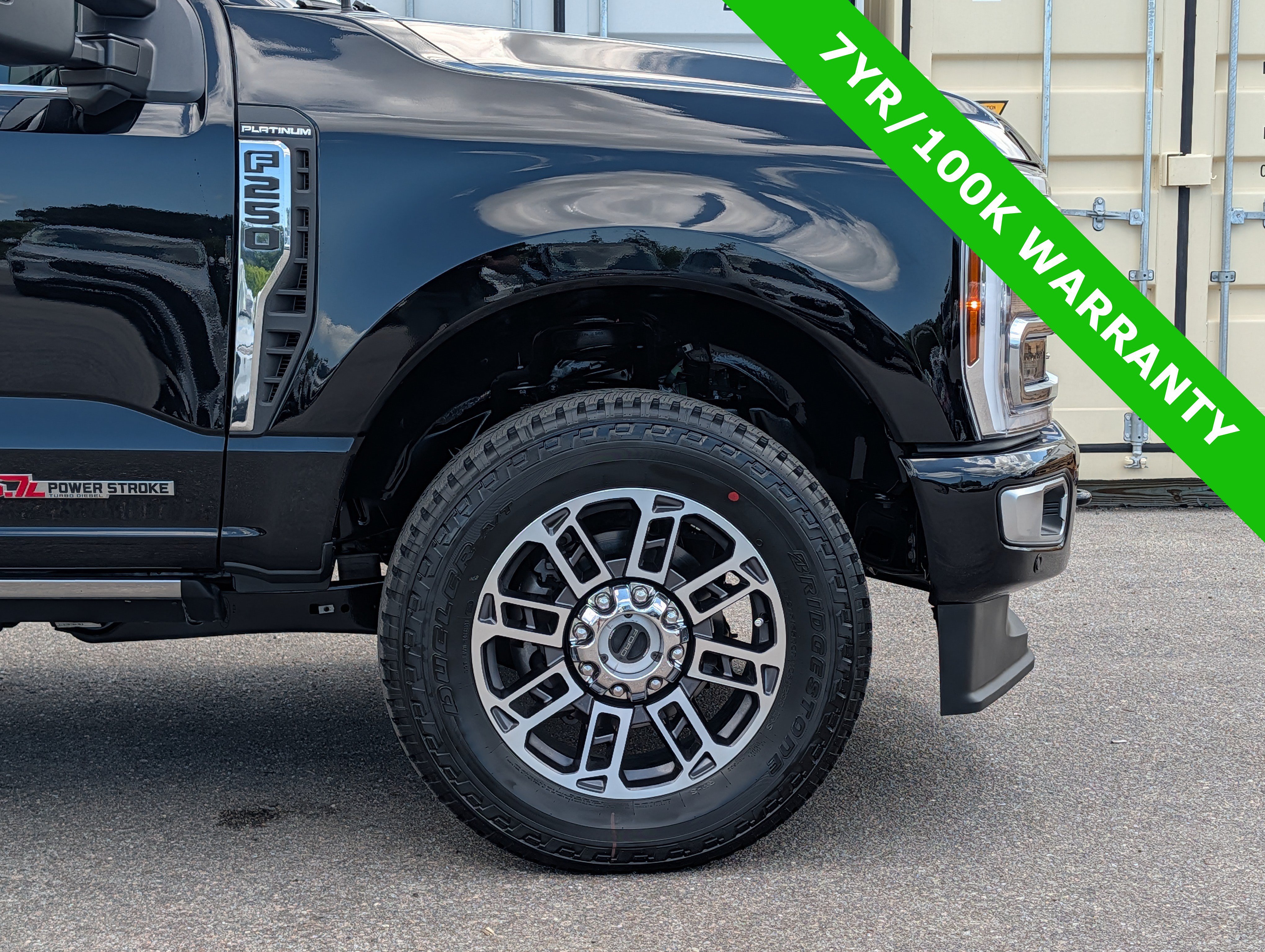 Certified 2025 Ford F250 Platinum w/ Platinum Plus Package AWD/4WD image 11