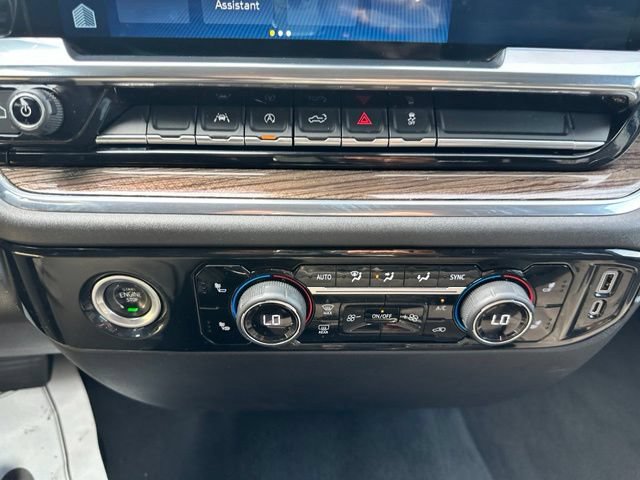 Used 2023 Chevrolet Silverado 1500 LT AWD/4WD image 65